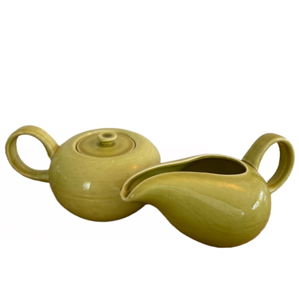 Vintage Russel Wright American Modern Sugar Bowl and Creamer